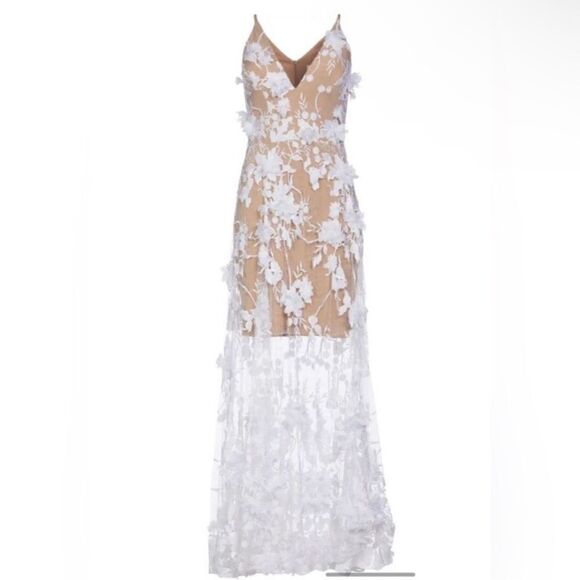 Dress the Population NWT Sidney A-line Peekaboo
Gown In White/Nude Size XL - Picture 8 of 14
